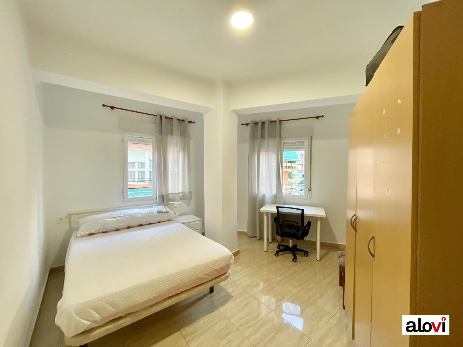 Schlafzimmer von Wohnung zur untervermieten in  Granada Capital mit Klimaanlage, Möbliert und Balkon