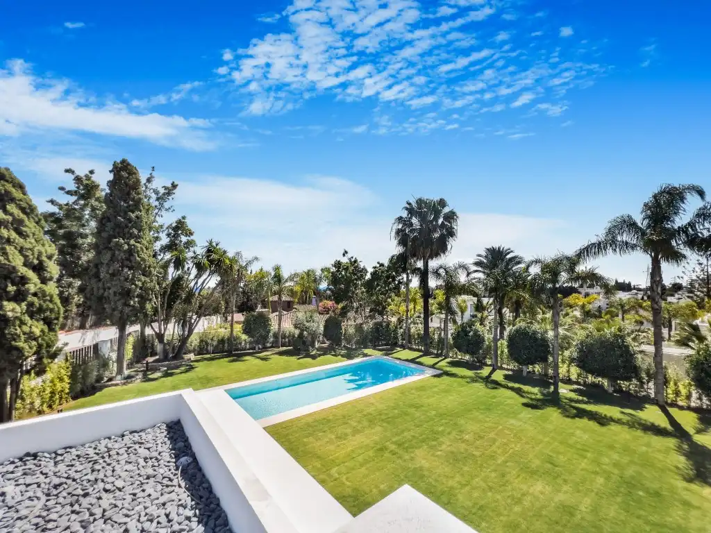 Chalet con piscina en venta en Milla de Oro, imagen 31