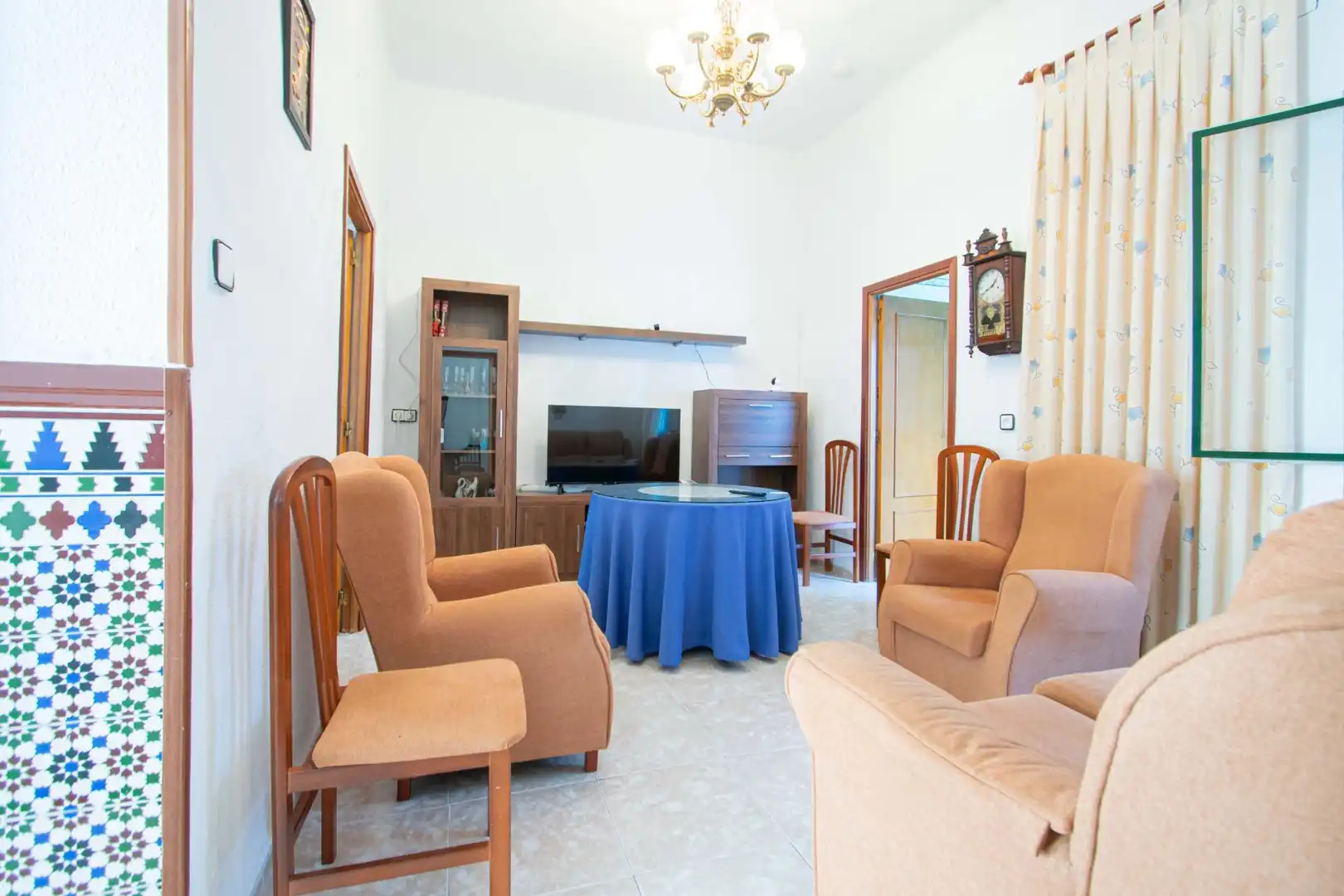 Sala d'estar de Casa o xalet en venda en Sevilla amb Aire condicionat, Calefacció i Terrassa