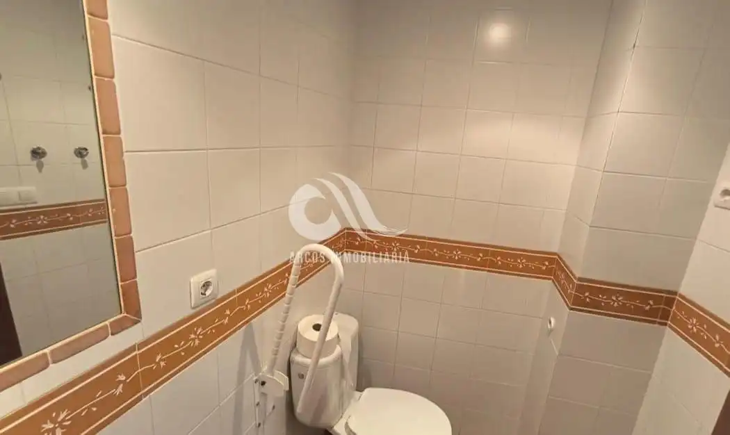 Baño de Local en venta en Córdoba