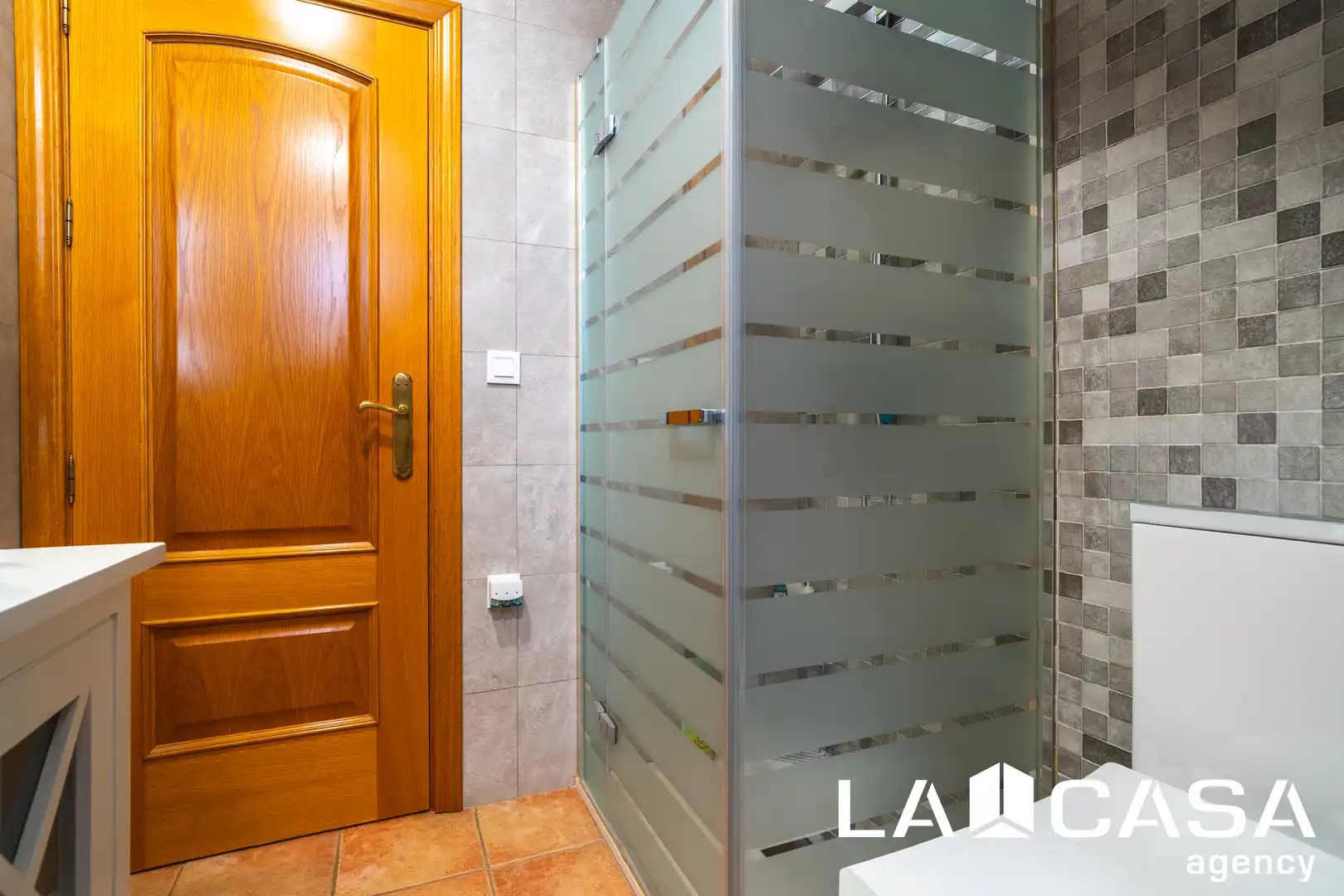Chalet con piscina en venta en Cerros de Montequinto, imagen 26