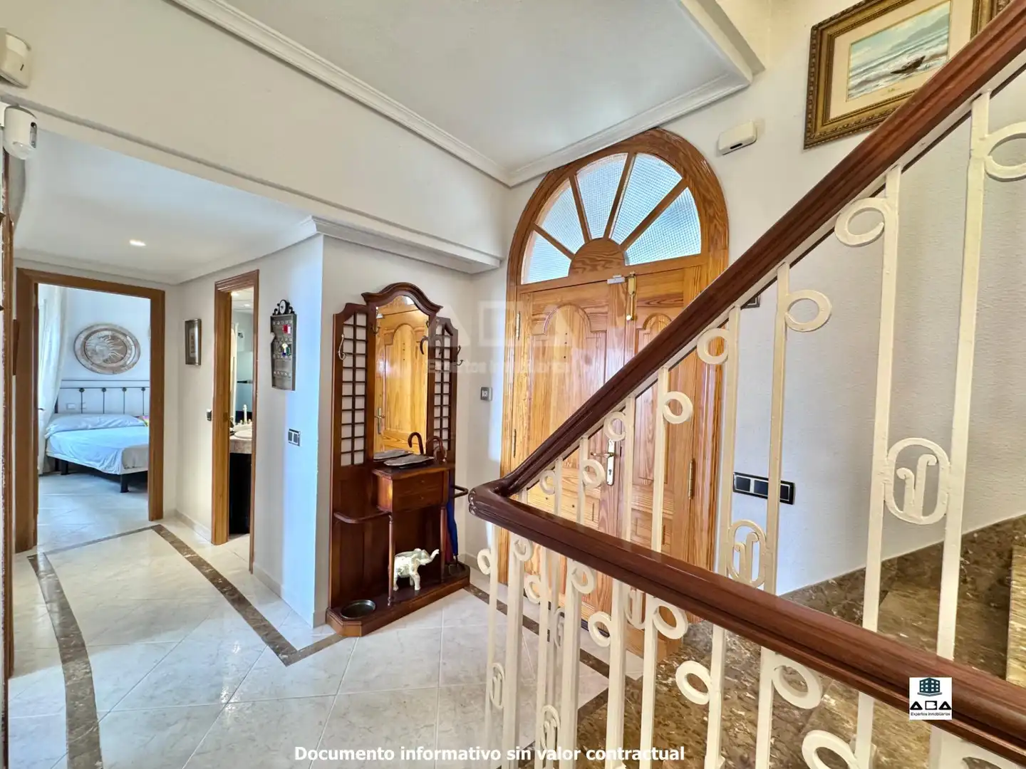 Casa o chalet en venta en Poyales del Hoyo con Aire acondicionado, Calefacción y Jardín privado