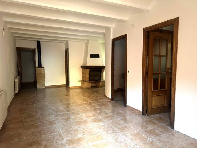 Planta baja en Venta en  RIU DEL en Pallejà