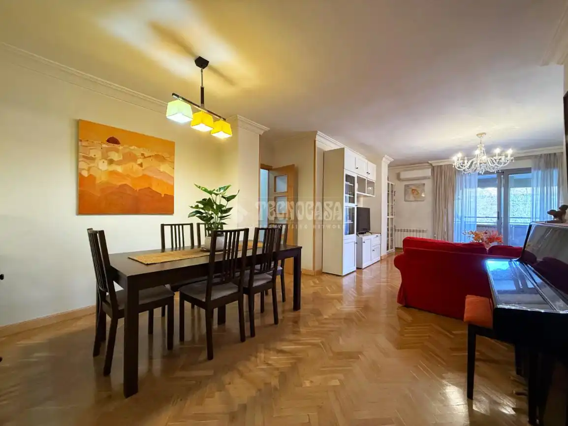 Sala de estar de Piso en venta en Alcalá de Henares con Aire acondicionado y Terraza