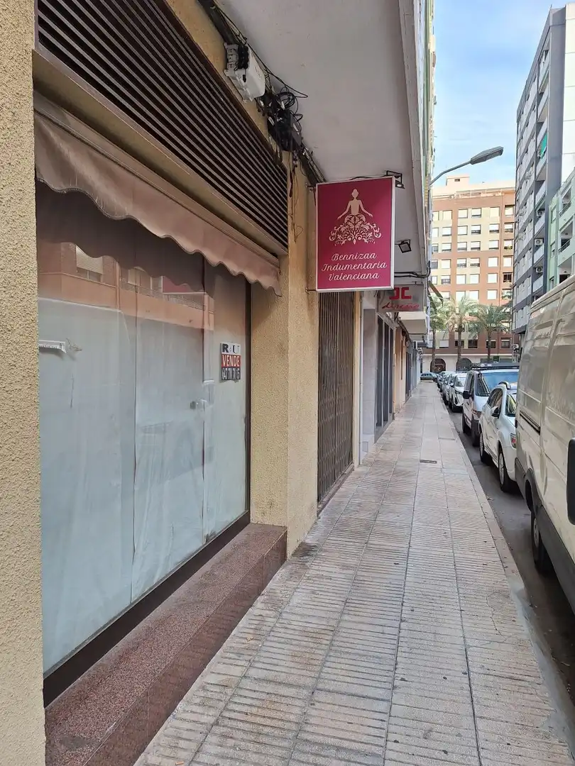 Local en venta en Alzira con Aire acondicionado, Calefacción y Internet