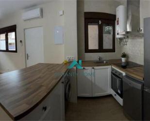 Kitchen of Apartment for sale in Pinto  with Air Conditioner