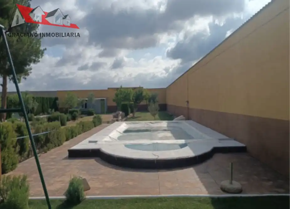 Swimming pool of Houses for sale in Albacete  with Private garden and Swimming Pool