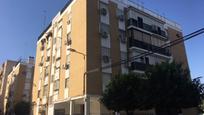 Exterior view of Flat for sale in  Sevilla Capital