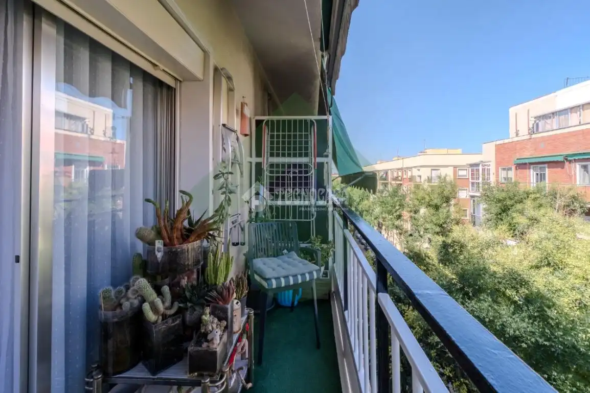 Balcony of Flat for sale in Madrid  with Heating, Terrace and Balcony