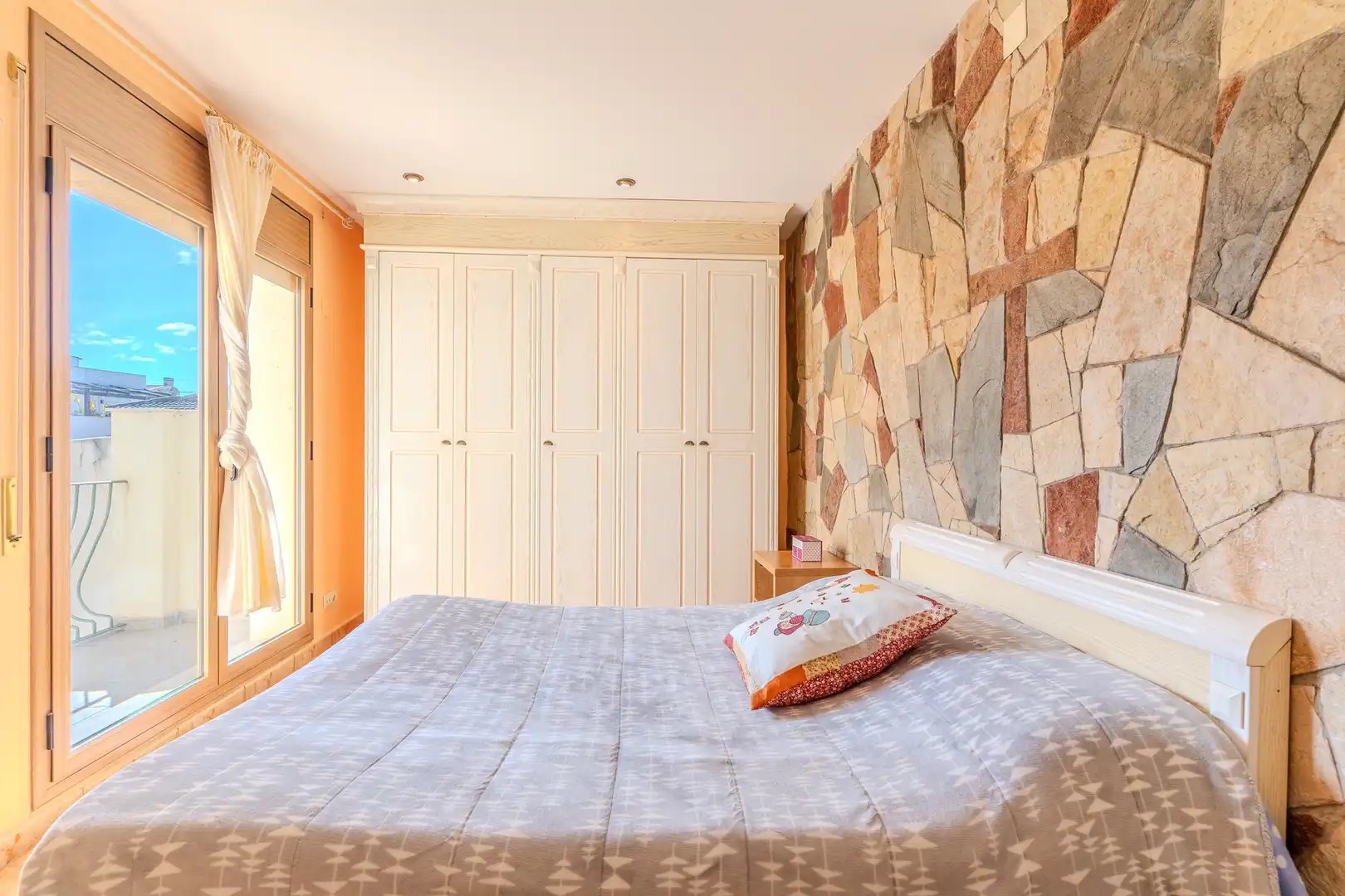 Habitación de Casa o chalet en venta en Deltebre con Calefacción, Terraza y Trastero