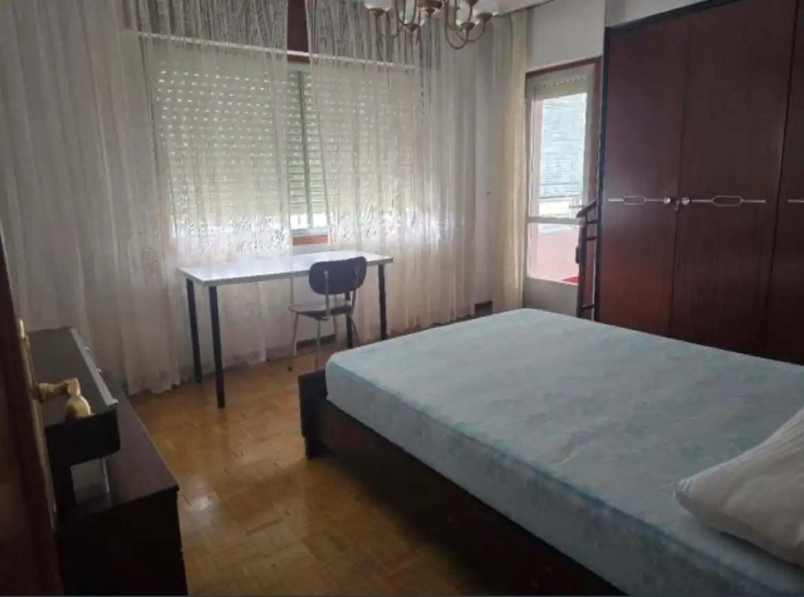 Bedroom of Flat for rent in Vigo   with Furnished