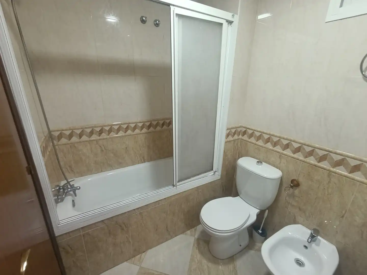 Bany de Pis en venda en Jerez de la Frontera amb Forn