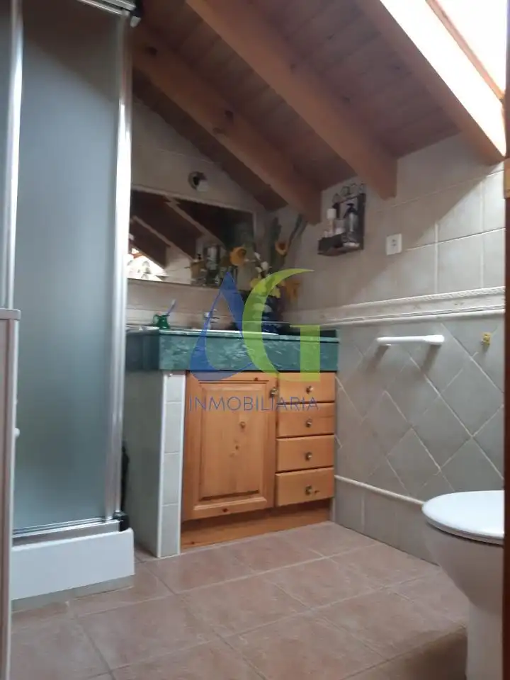 Cocina de Casa o chalet en venta en Carrocera con Calefacción, Trastero y Amueblado