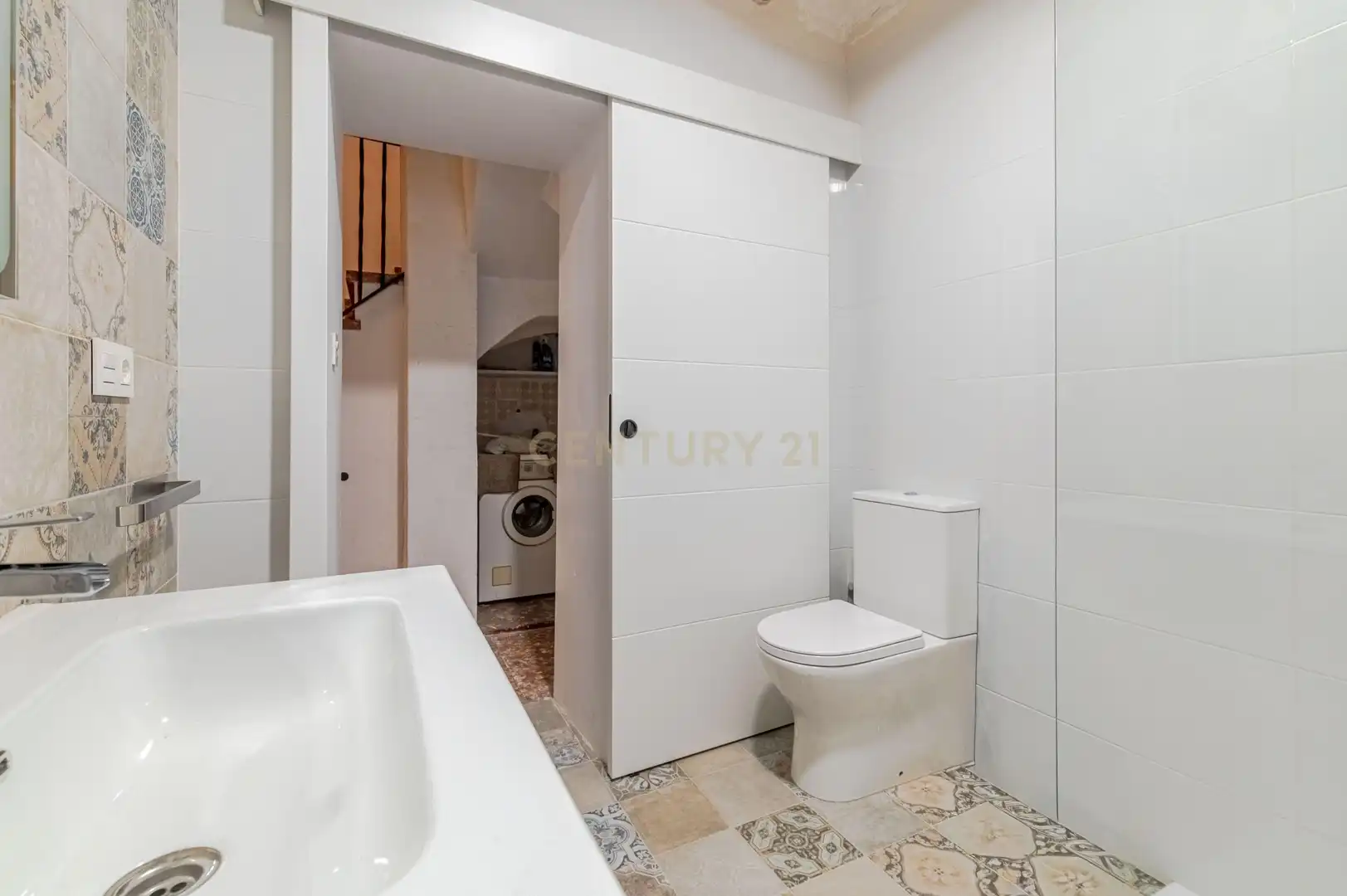 Bany de Casa o xalet en venda en Carataunas amb Forn, Rentadora i TV