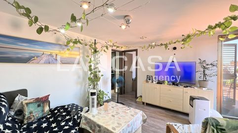 Foto 3 de Piso en venta en Carrer de Rius I Taulet, Llefià, Badalona