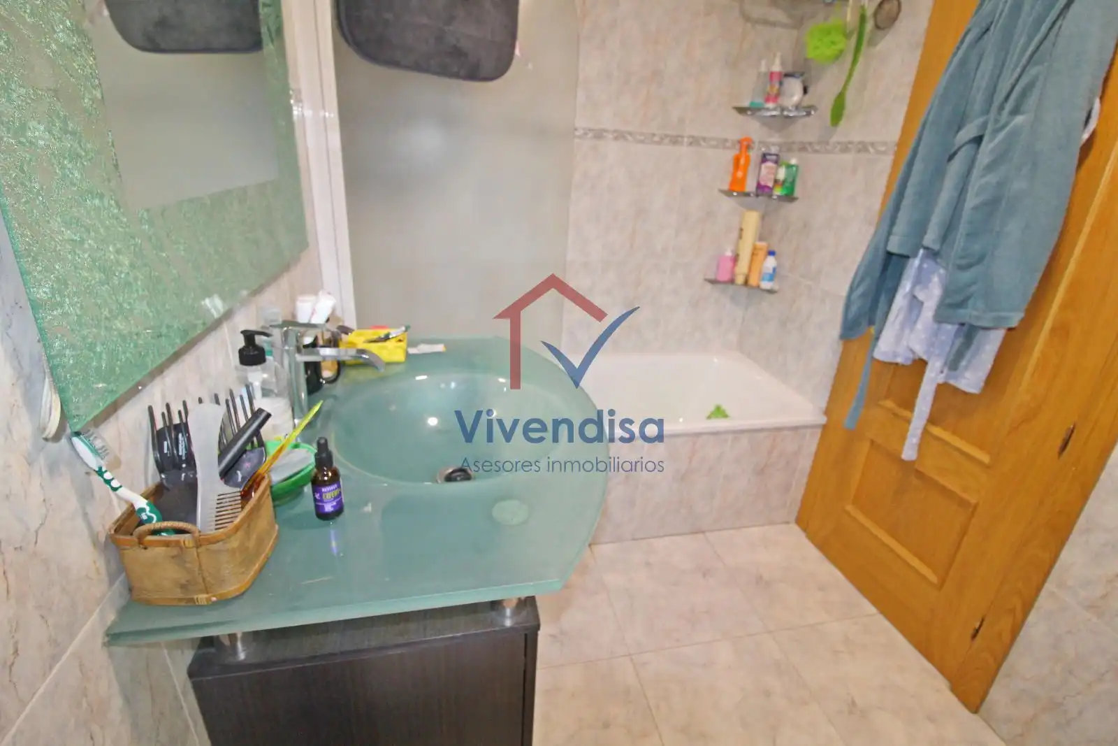 Bany de Pis en venda en Guadalajara amb Calefacció i Terrassa