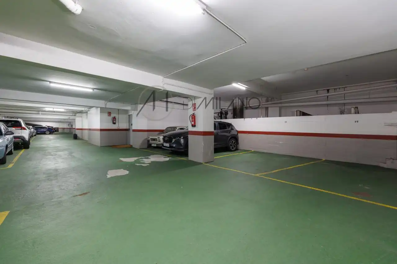 Parking of Flat for rent in Vigo   with Heating, Parquet flooring and Terrace