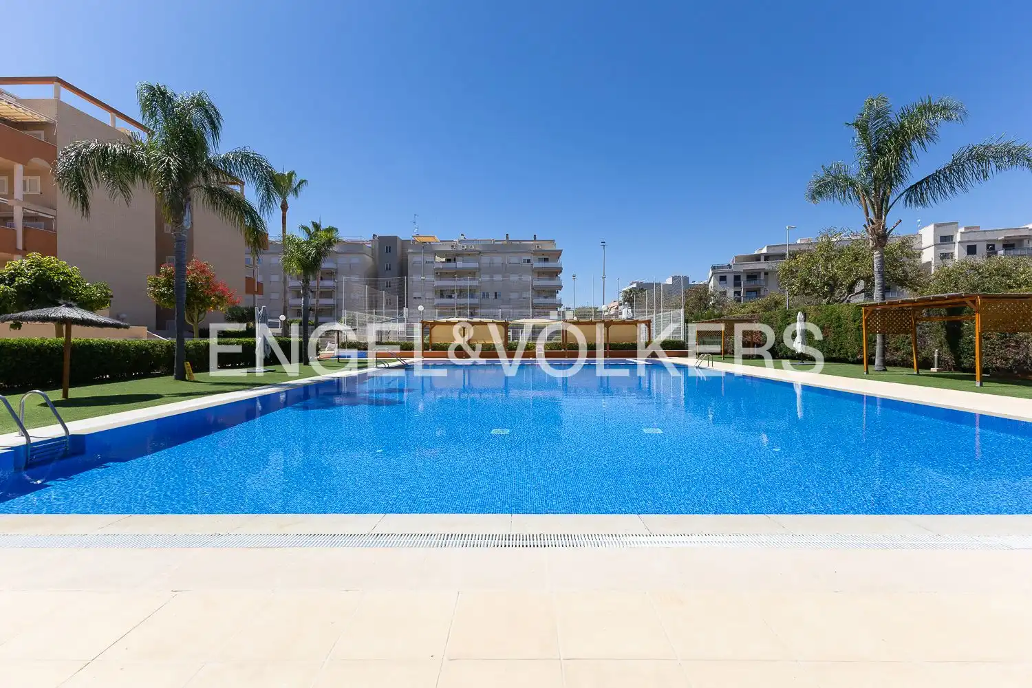 Wohnung zur Miete in Carrer José Segrelles, Canet d'En Berenguer