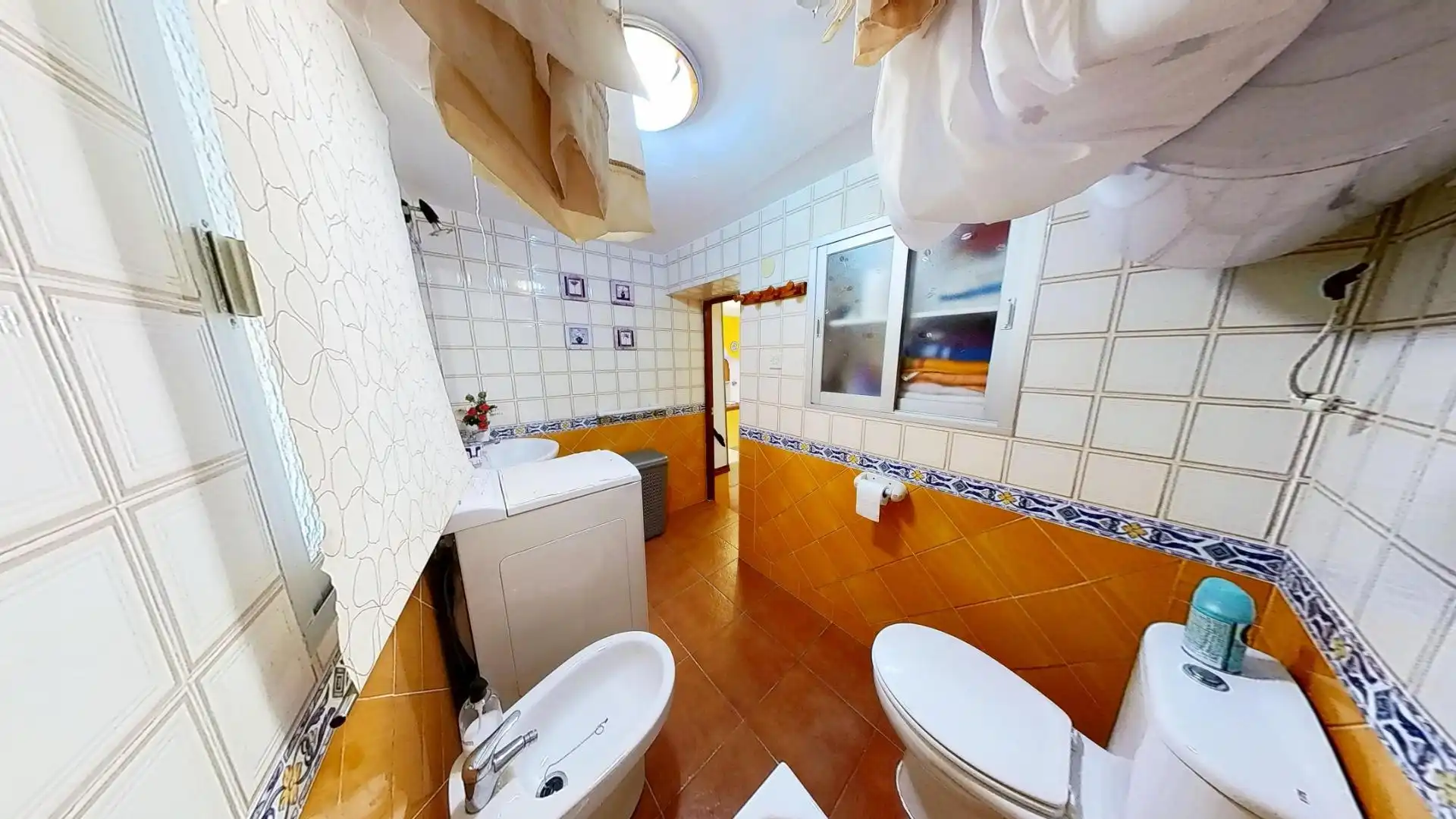 Baño de Finca rústica en venta en Gualchos con Aire acondicionado, Terraza y Amueblado