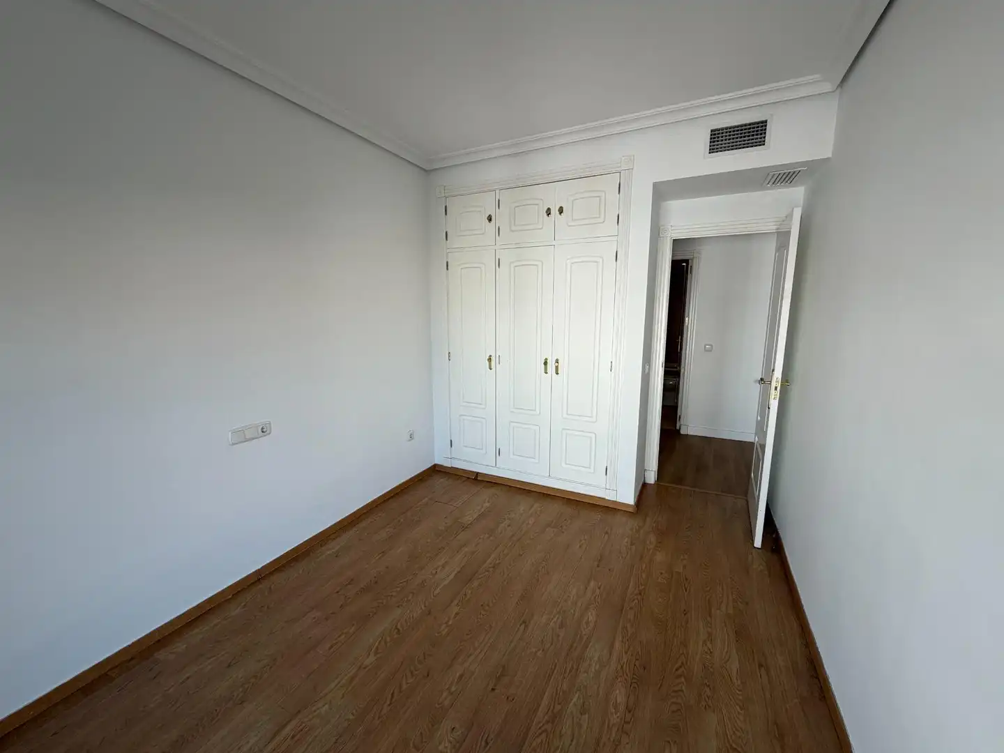 Habitación de Piso de alquiler en Sevilla con Aire acondicionado, Calefacción y Parquet