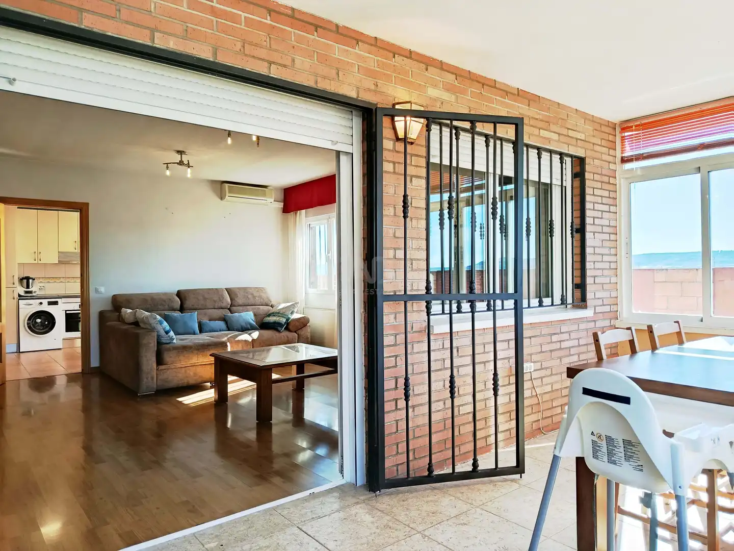 Houses for sale in Meco  with Air Conditioner, Heating and Terrace