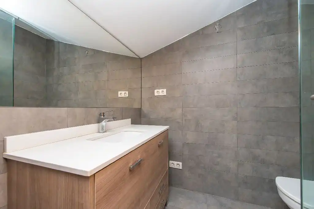 Piso en venta en Carrer Moianès, Hostal