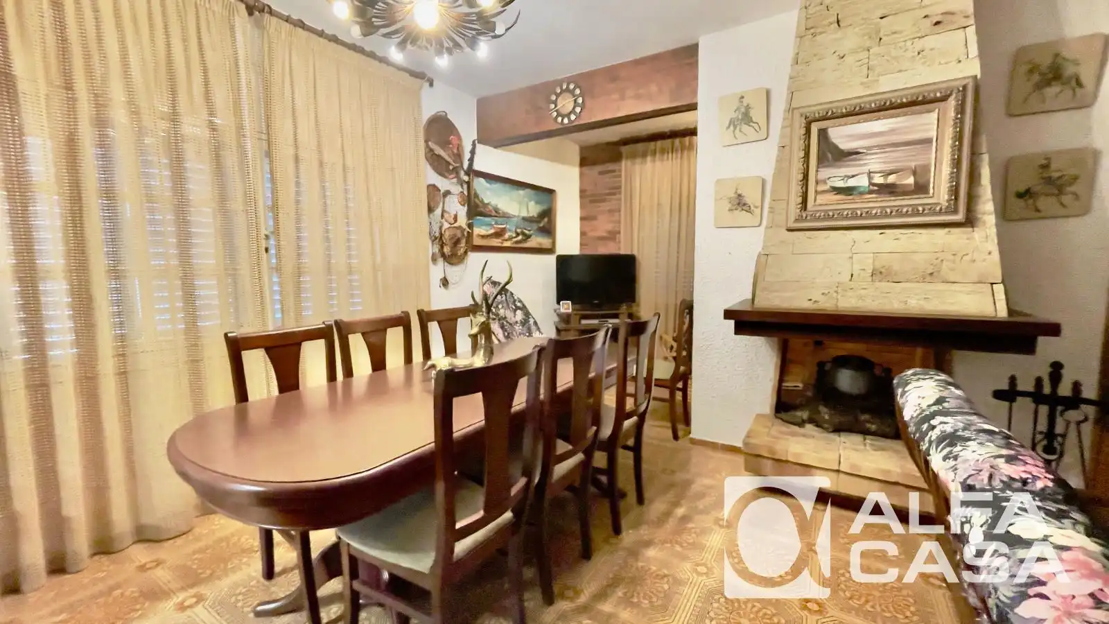 Dining room of Houses for sale in Canyelles