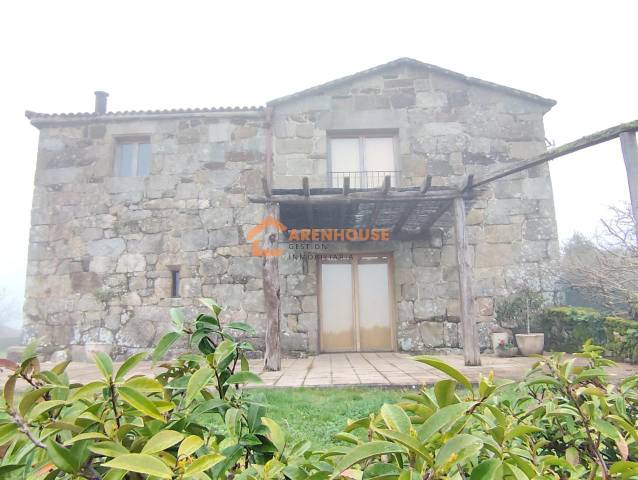 Casa-chalet en Venta en Ramirás