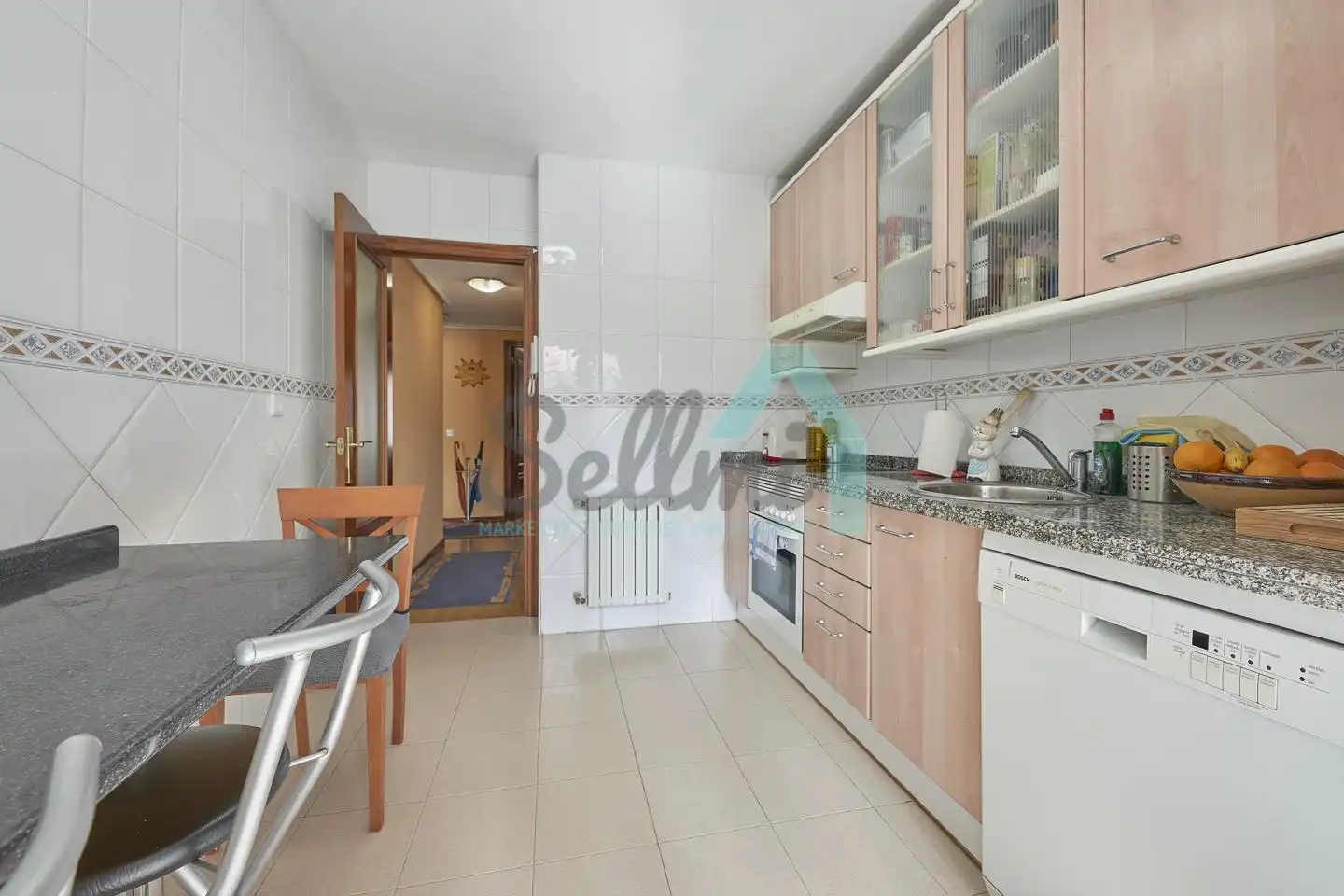 Flat for rent in Corín Tellado, Viesques