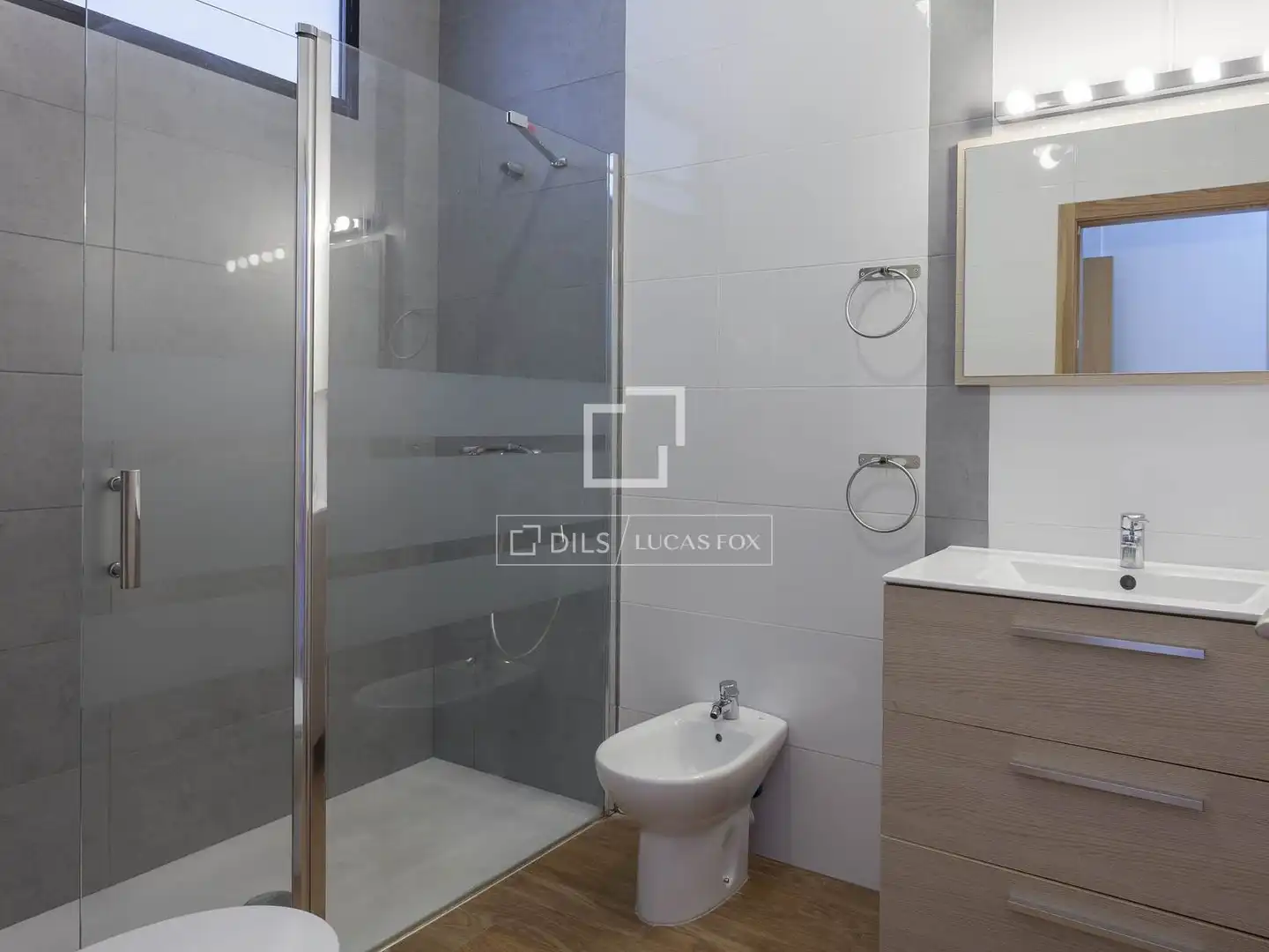 Baño de Casa o chalet de alquiler en Godella con Aire acondicionado, Jardín privado y Piscina
