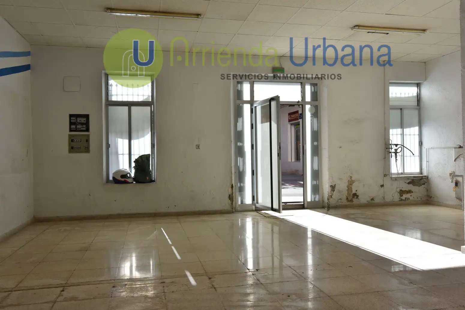 Commercial properties for sale in CL JARDINES, Centro