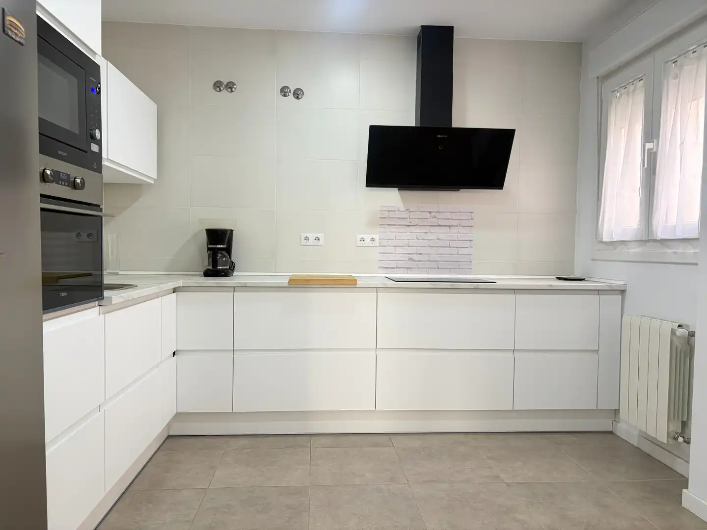 Wohnung mit Terrasse zum Verkauf in Avenida las Hurdes, imagen 7