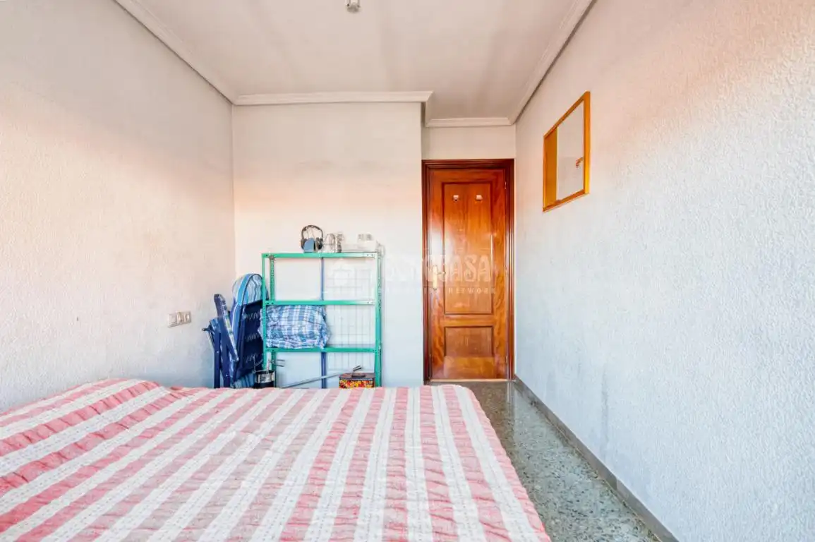 Bedroom of Flat for sale in Salamanca  with Heating and Balcony