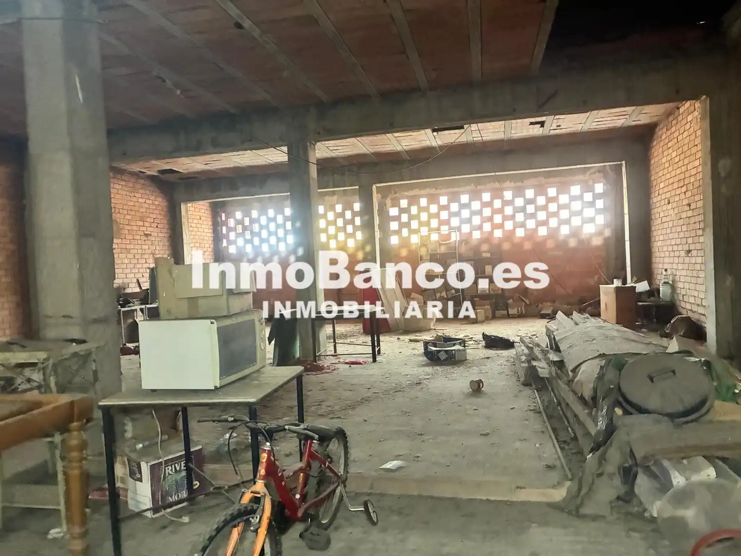 Commercial properties for sale in La Pobla Llarga  with Terrace