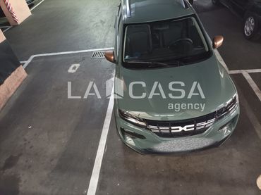 Parkplatz zum Verkauf in Santa Rosa