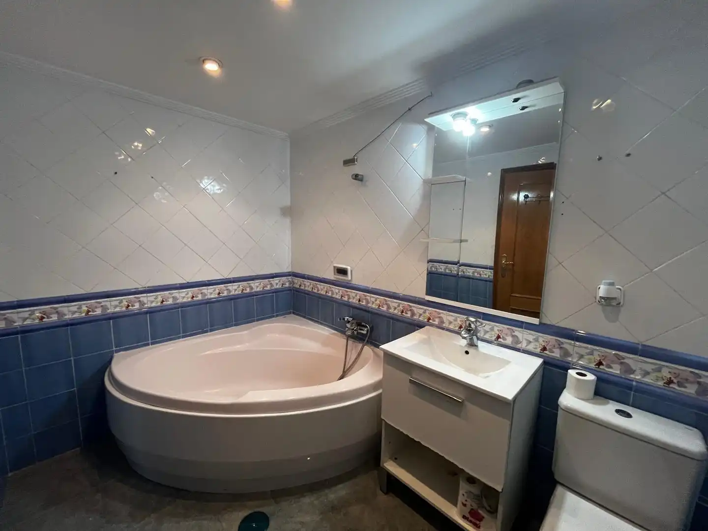 Baño de Piso en venta en Alcantarilla con Aire acondicionado, Parquet y Trastero