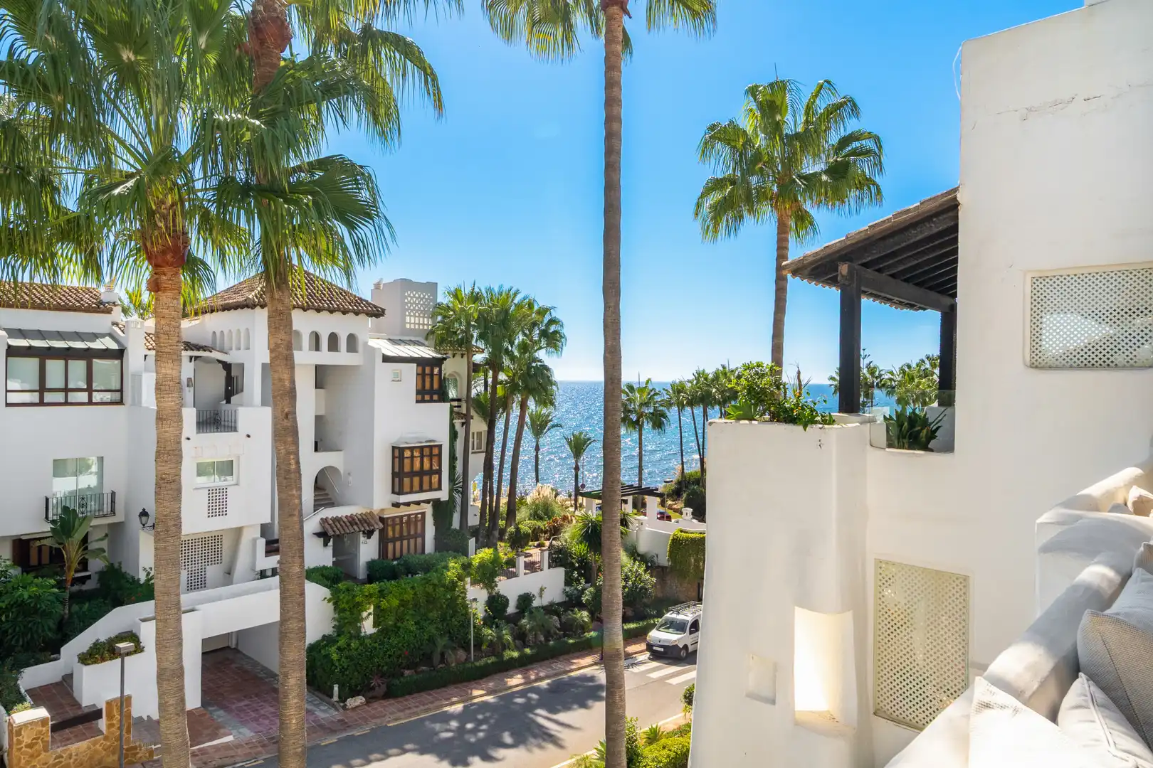Vista exterior de Ático en venta en Marbella con Aire acondicionado, Terraza y Trastero