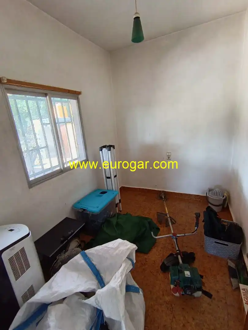 Finca rústica en venta en Chiva con Jardín privado, Terraza y Trastero