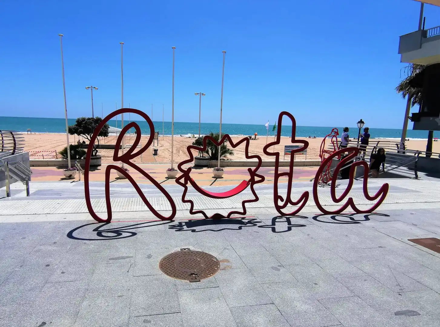 Außenansicht von Wohnungen zum Verkauf in Rota mit Terrasse