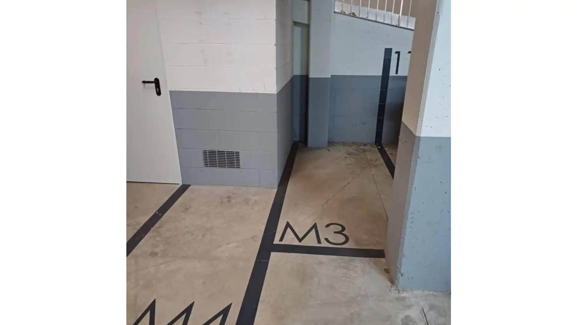 Parking de Garaje en venta en Sabadell con Alarma