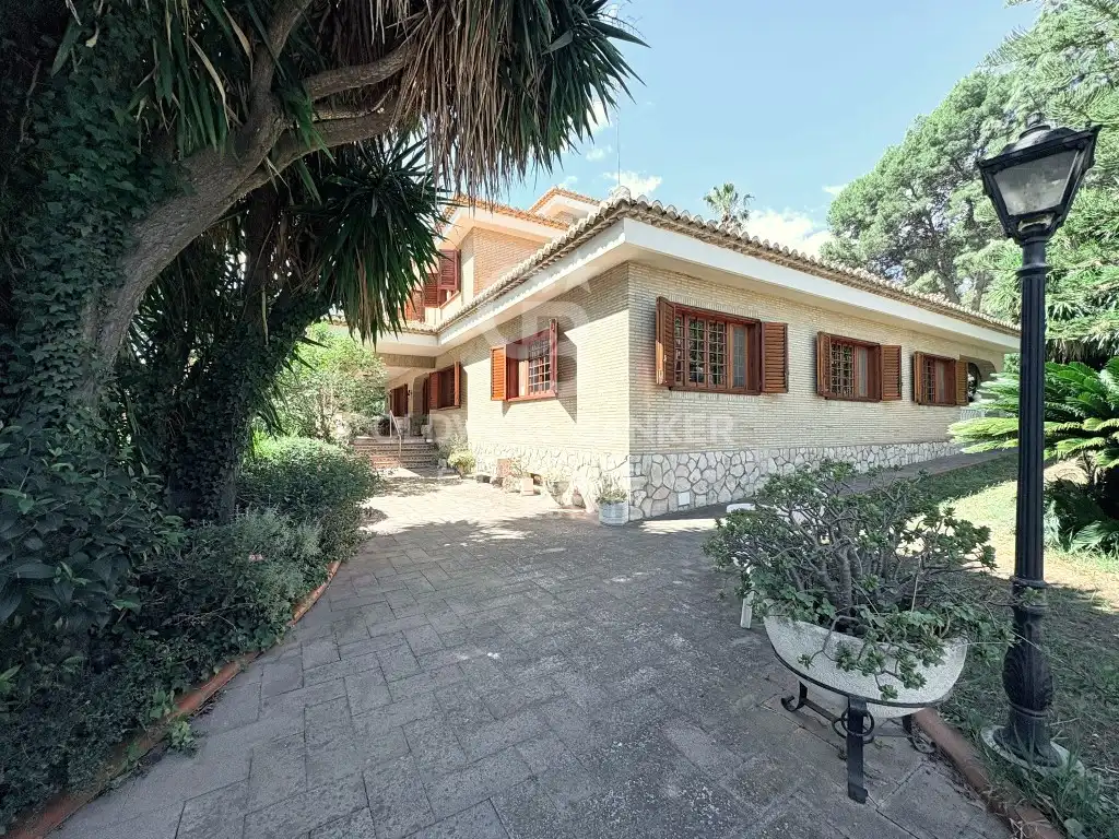Casa con piscina en venta en Calle Jacinto Benavente, imagen 58