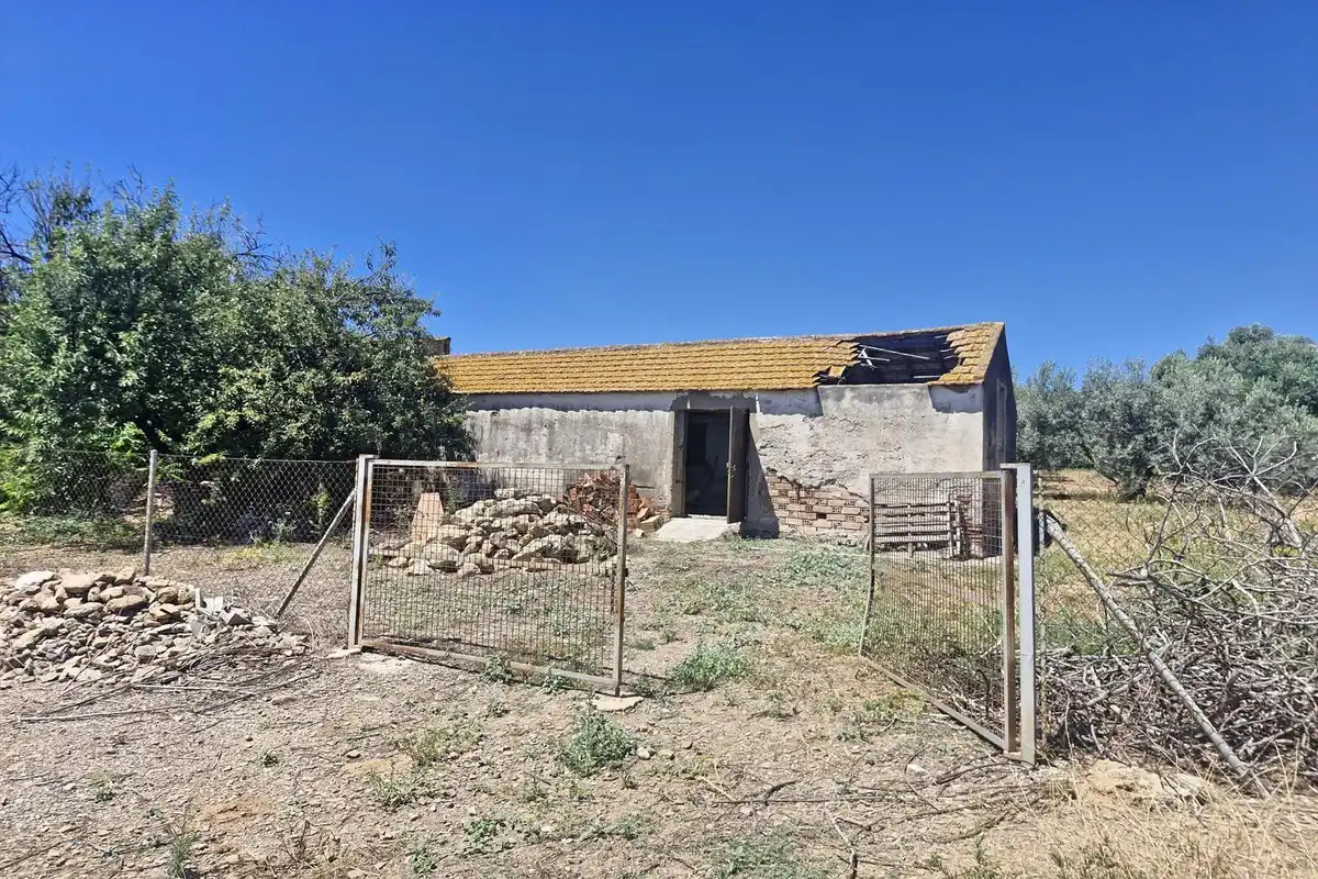 Finca rústica en venda en Málaga amb Jardí privat, Terrassa i Traster