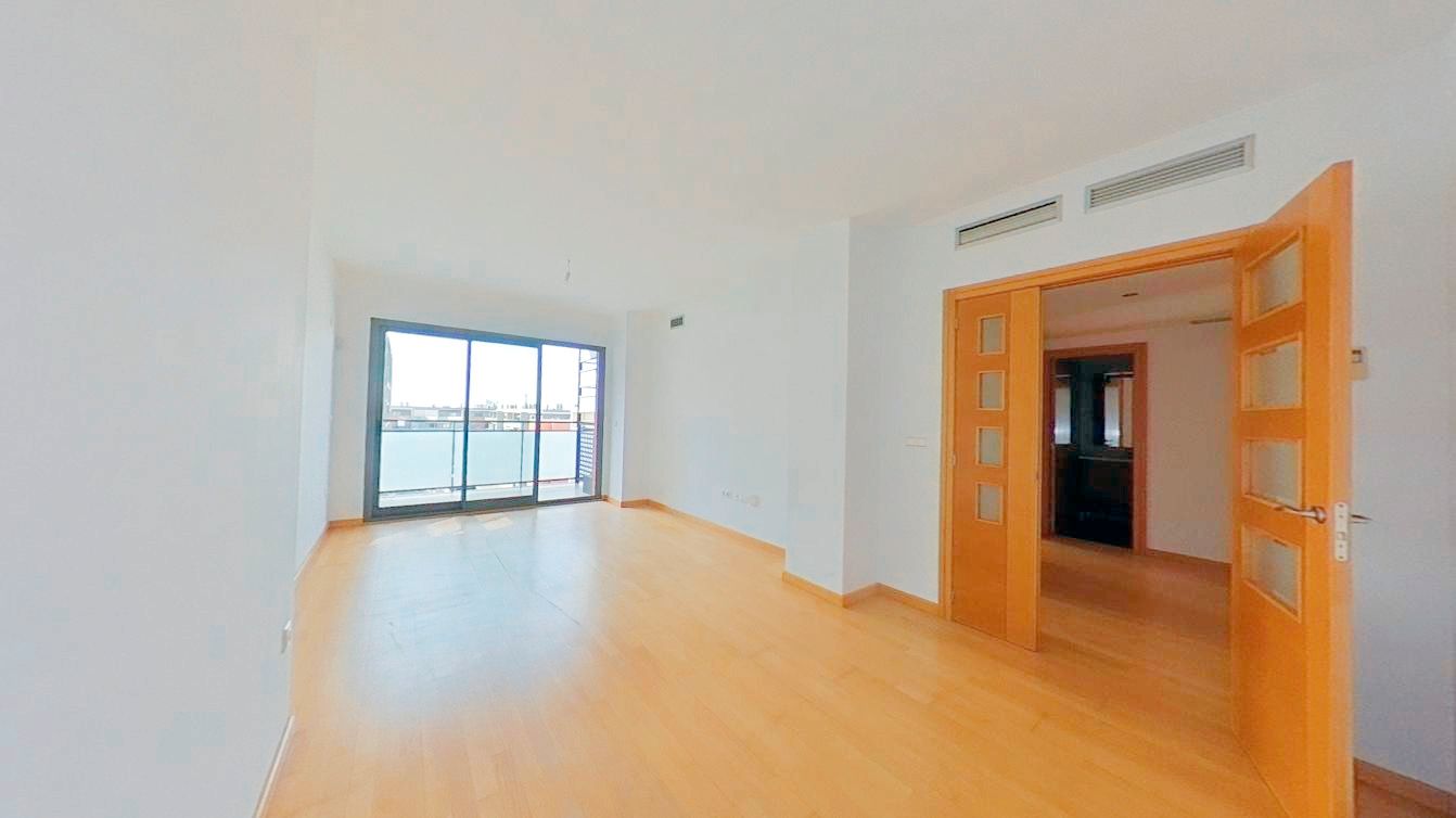 Sala d'estar de Pis en venda en Paterna amb Aire condicionat, Terrassa i Piscina
