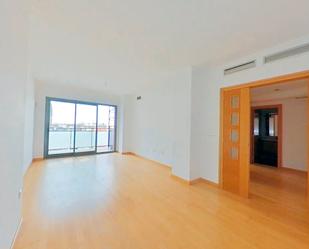 Sala d'estar de Pis en venda en Paterna amb Aire condicionat, Terrassa i Piscina
