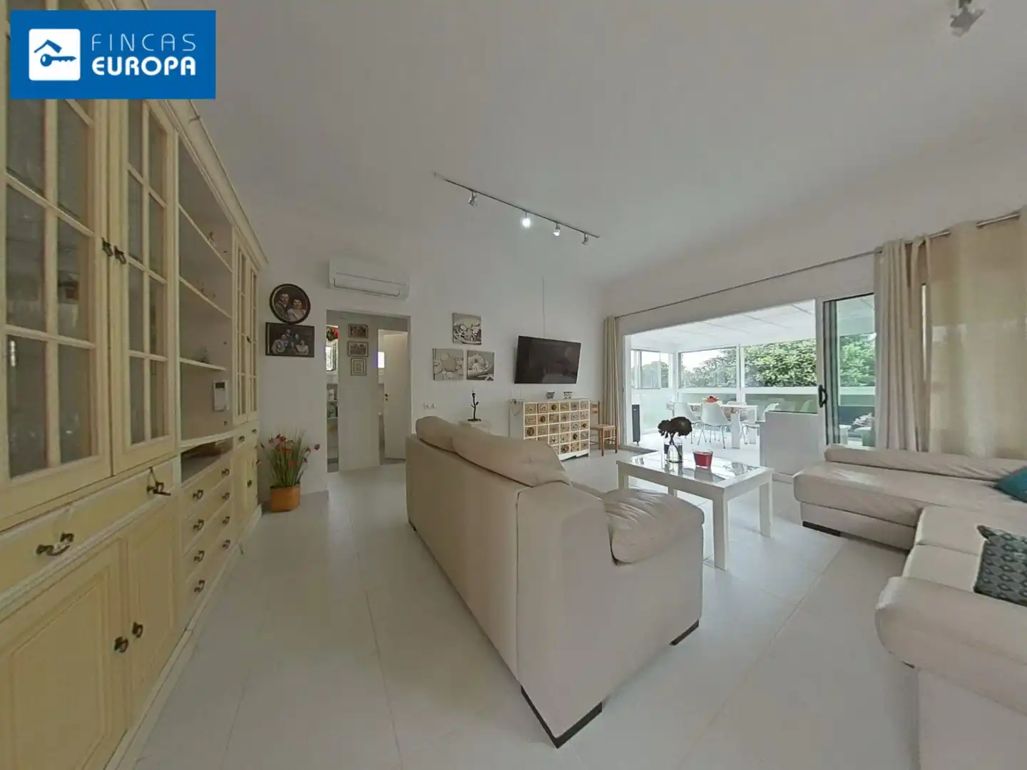 Sala d'estar de Casa o xalet en venda en Salou amb Calefacció, Jardí privat i Traster