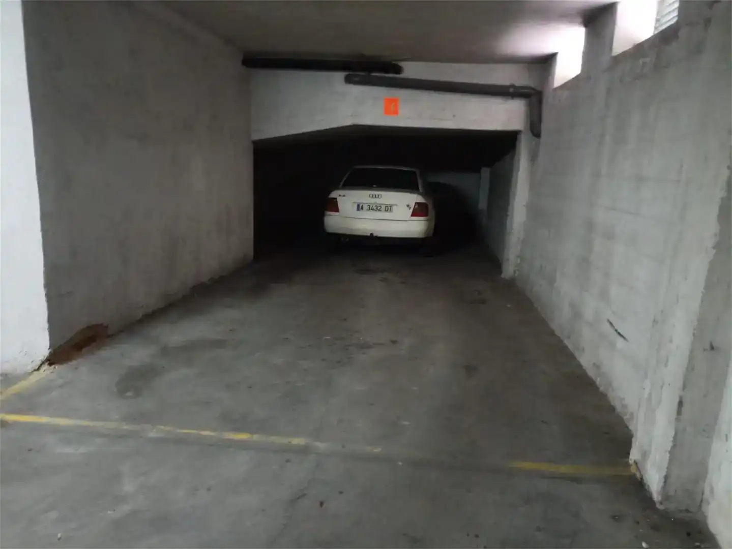Parking of Garage for rent in Calvarrasa de Abajo