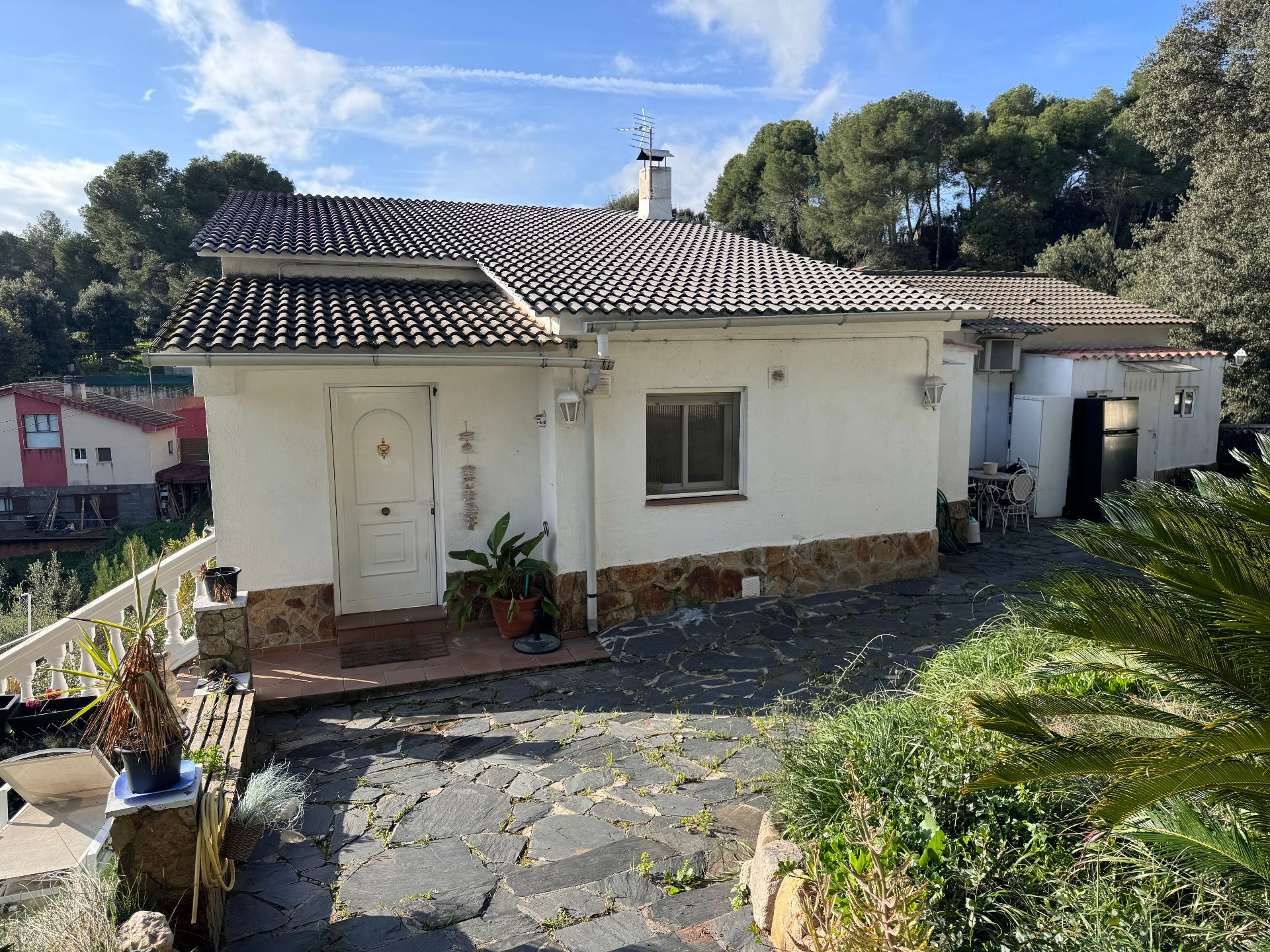 Exterior view of House or chalet for sale in Cànoves I Samalús  with Air Conditioner, Heating and Private garden