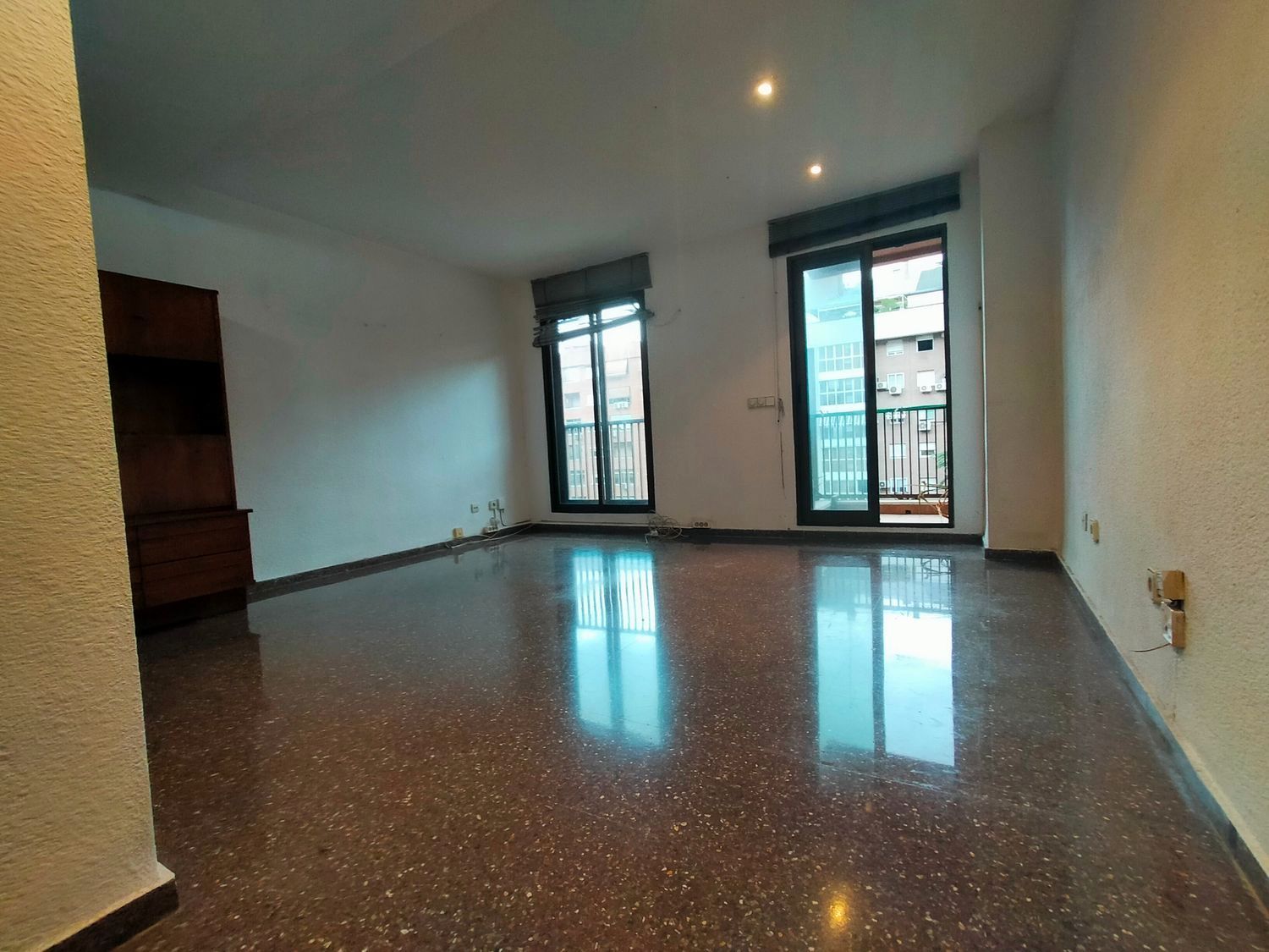 Living room of Flat for sale in  Valencia Capital  with Balcony
