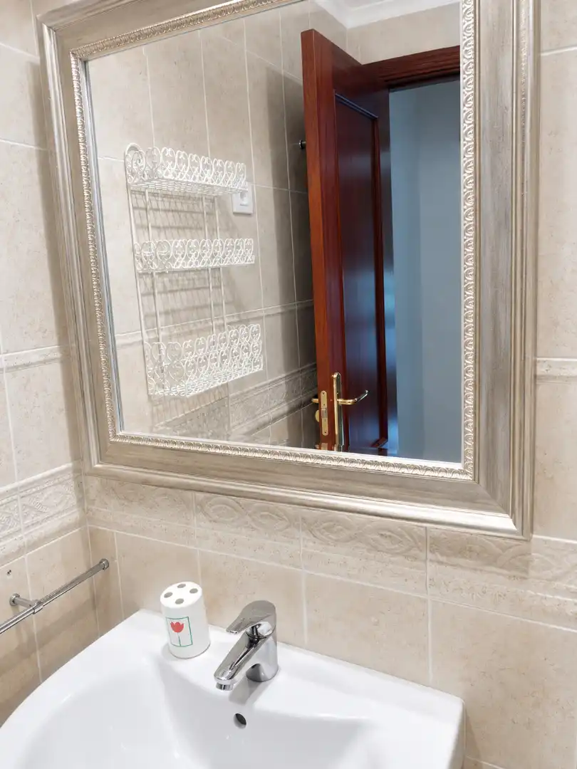 Badezimmer von Wohnung zur Miete in Santander mit Heizung, Terrasse und Abstellraum
