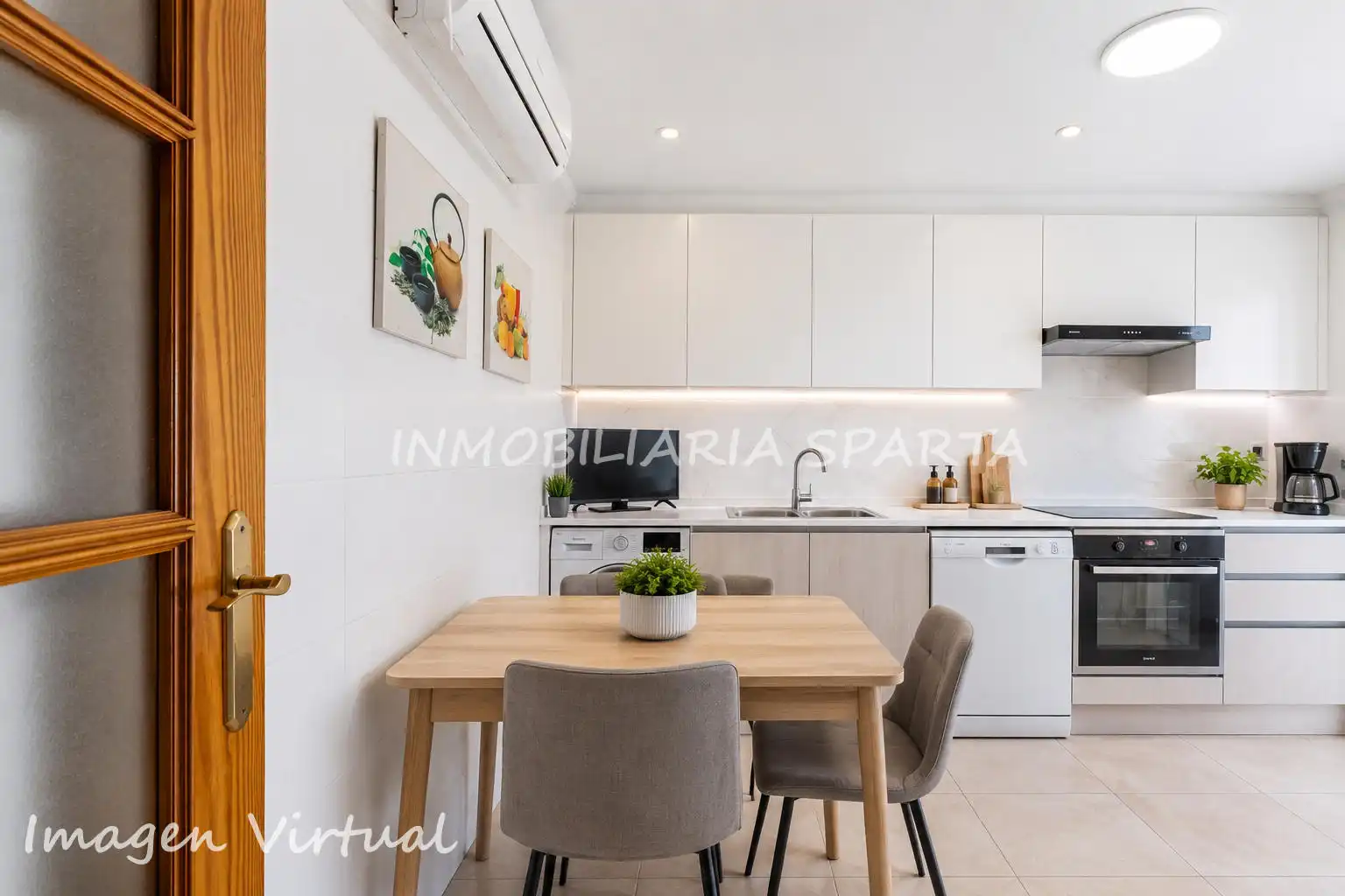 Kitchen of Duplexes for sale in Ciudad Real  with Air Conditioner, Heating and Parquet flooring